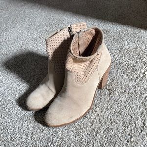 Vince Camuto Booties